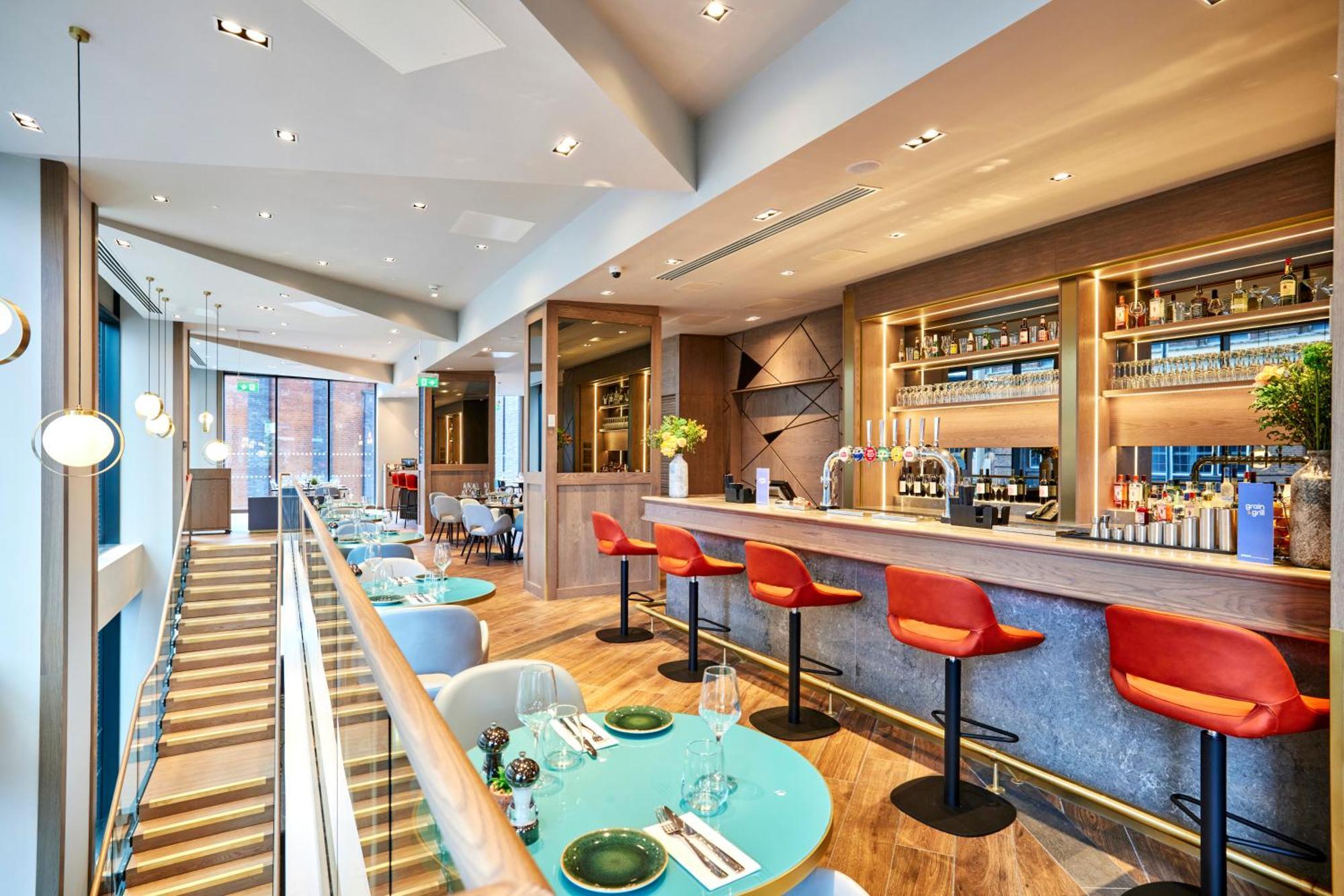 Maldron Hotel Manchester Cathedral Quarter Солфорд Экстерьер фото